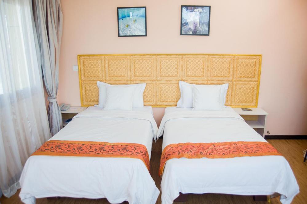 Hotel Cristal Madagascar Antananarivo Bagian luar foto