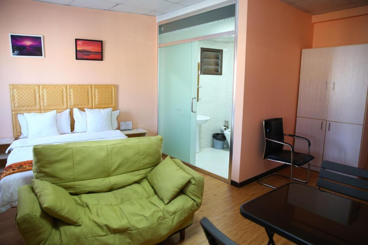 Hotel Cristal Madagascar Antananarivo Bagian luar foto