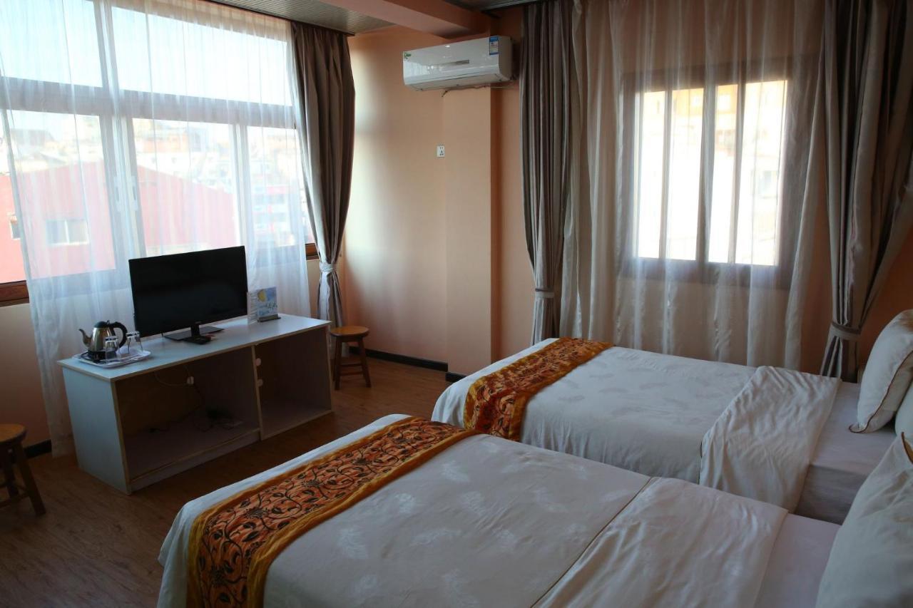 Hotel Cristal Madagascar Antananarivo Bagian luar foto